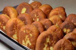 Смажені пиріжки з капустою