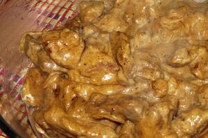 Бефстроганов з печінки