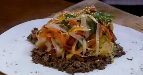 посипаємо кунжутом