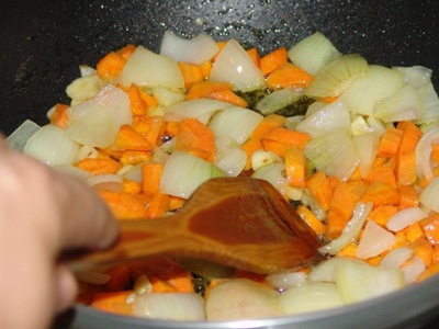 овочі на сковороді