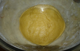 замішуємо тісто