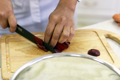 нарізаємо буряк