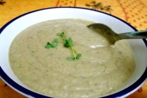 Картопляний суп-пюре з грибами