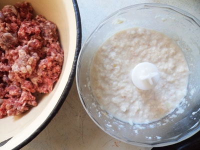 подрібненний хліб з овочами