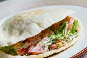 Піта з начинкою