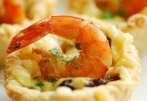 Кошики з грибами і креветками