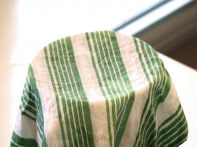 миска з тестом