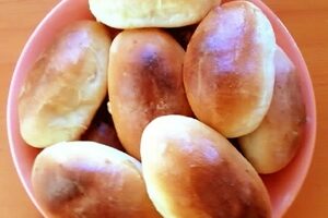 Печені пиріжки з картоплею