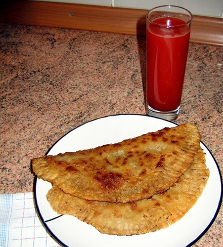 готові чебуреки татарські