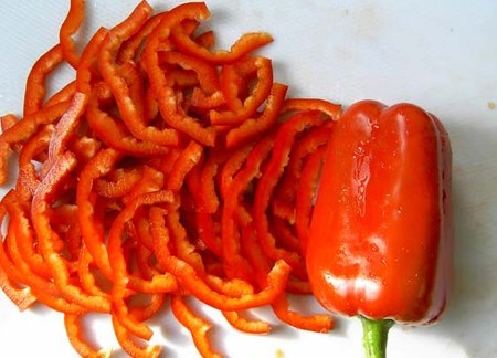 нарізаємо солодкий перець