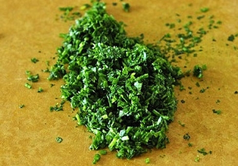 петрушка і уроп нарізані