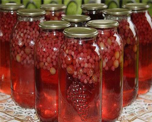 компот з малини і полуниці