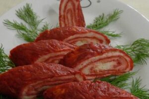 Закуска "Рожевий рулет"