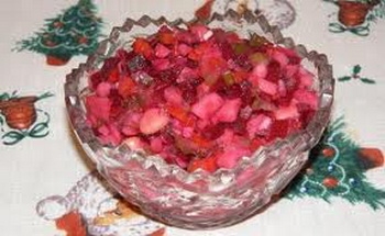 подаємо готовий салат