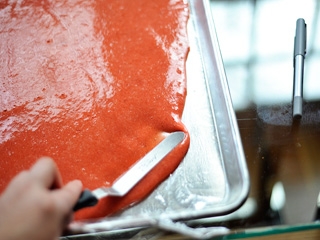 лопатка в пюре зі сливи