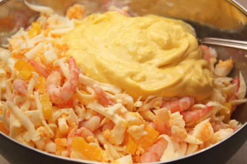 заправляємо майонезом