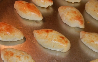 перевіряємо ступінь готовності пиріжків