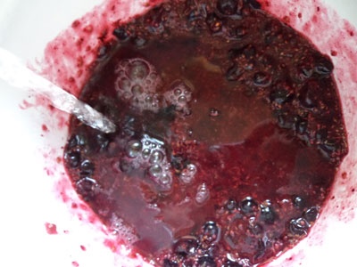 вода і смородина