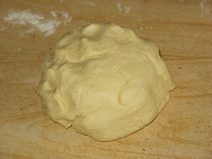 замішуємо м'яке тісто