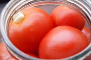 Заготівля помідор без оцту