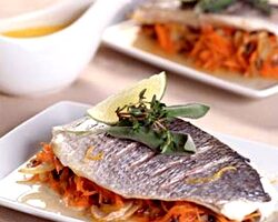 Філе доради в соусі з шампанського