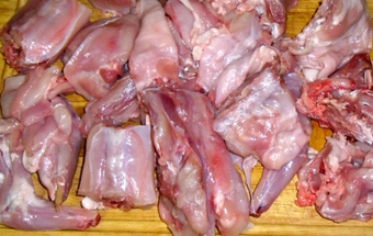 шматочки кролика