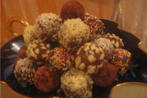 Тістечка «Новорічні кульки»