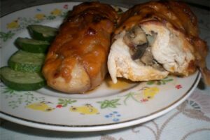 Курячі рулетики з грибами
