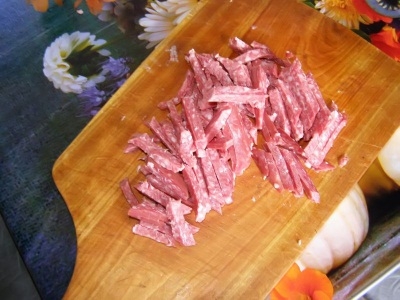 ріжемо салямі