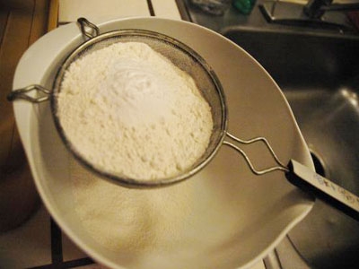 борошно в ситі