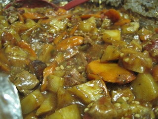 готуємо м'ясо з підливою в мультиварці