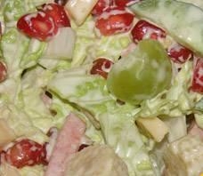 нарізка салату з качанів кукурудзи