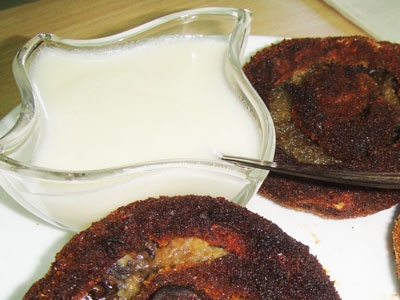 часниковий соус з грінками