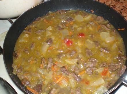 готовий гуляш із субпродуктів