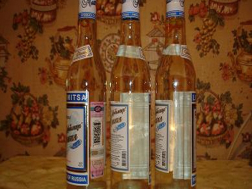 пляшки з перцівкою