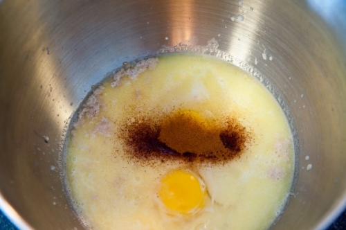 корицав мисці