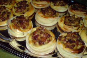 Ватрушки з м&;ясом