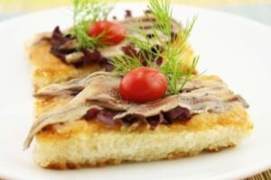 Канапе з анчоусами