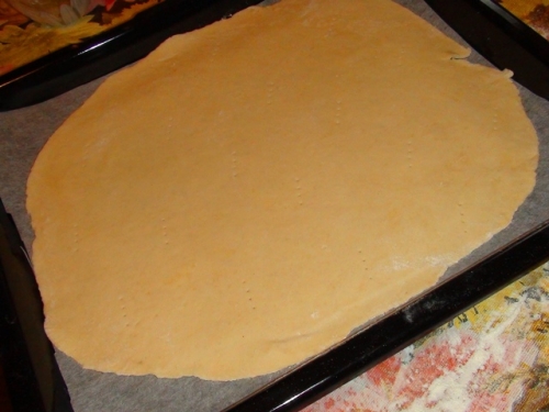 розкатаний лист тесту