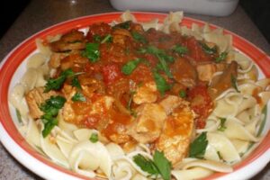 Гуляш з курки в мультиварці