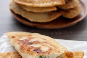 Чебуреки з картоплею