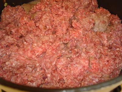 фарш в сотейнику