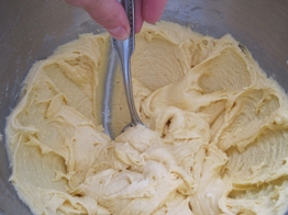 замішуємо крем