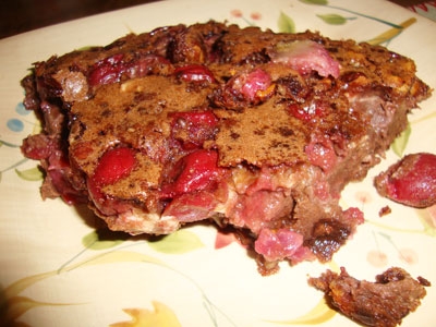 пиріг на тарілці