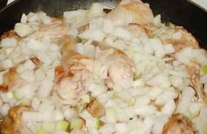 додаємо цибулю