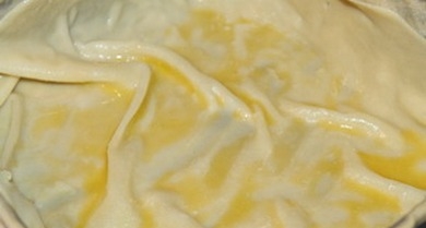 растилаем його потім у формі