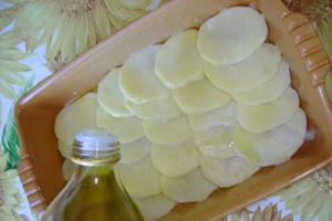 масло на картоплі
