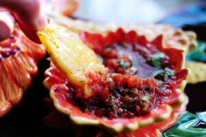 Закуска на чіпсах