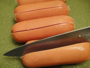 робимо на сардельках надрізи