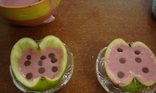 наповнюємо яблука мусом